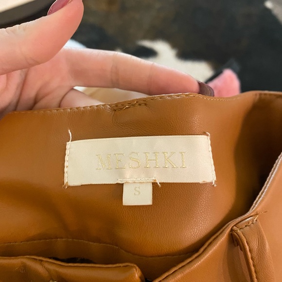 MESHKI TWO PIECE TAN SET - Picture 2 of 4